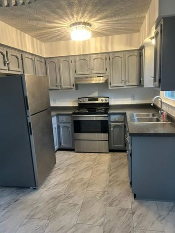 1088-1090 Melody Lane, Lawrenceburg, KY 40342