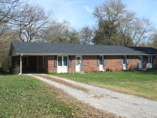 1088-1090 Melody Lane, Lawrenceburg, KY 40342