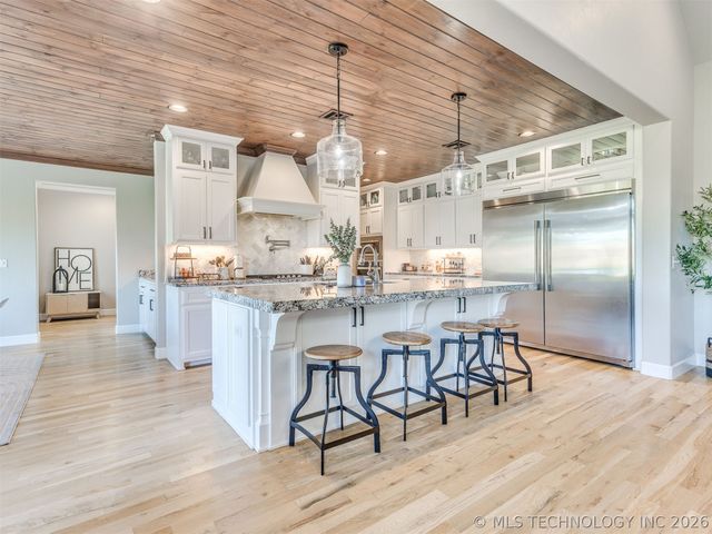 15907 E 106th Place North, Owasso, OK 74055