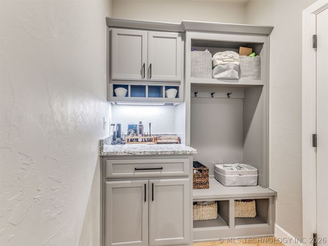15907 E 106th Place North, Owasso, OK 74055