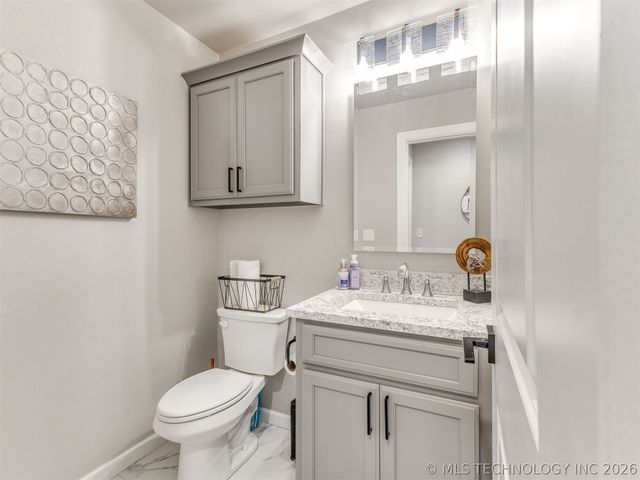 15907 E 106th Place North, Owasso, OK 74055