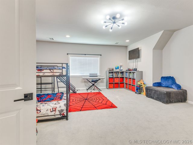 15907 E 106th Place North, Owasso, OK 74055