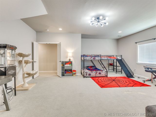 15907 E 106th Place North, Owasso, OK 74055