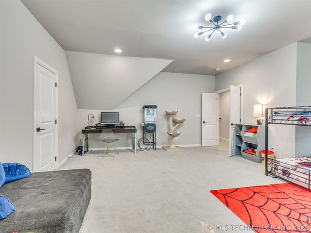 15907 E 106th Place North, Owasso, OK 74055