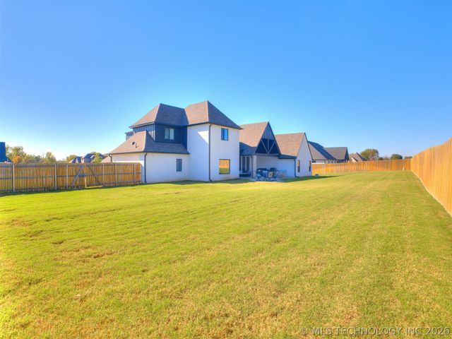 15907 E 106th Place North, Owasso, OK 74055