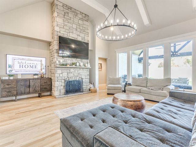 15907 E 106th Place North, Owasso, OK 74055