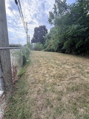 19127 Dwyer Street, Detroit, MI 48234