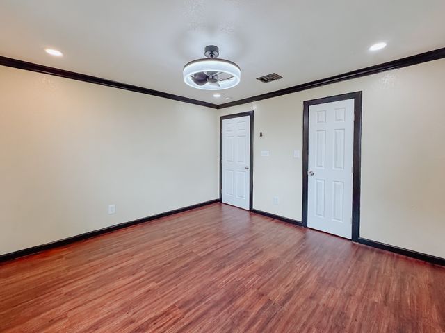 1112 E 13th Avenue, Corsicana, TX 75110