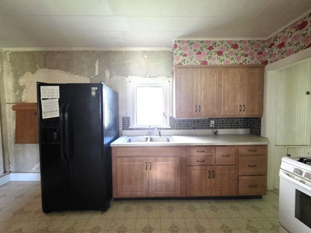 510 N Main Street, Port Byron, IL 61275
