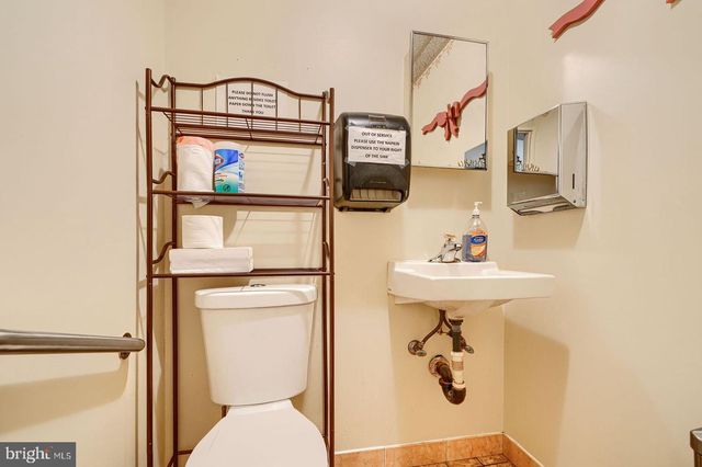 9125 BELAIR RD, Nottingham, MD 21236