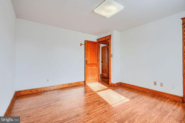 9125 BELAIR RD, Nottingham, MD 21236