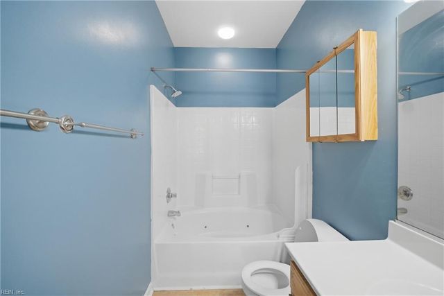 3818 Magwood CT, Virginia Beach, VA 23462