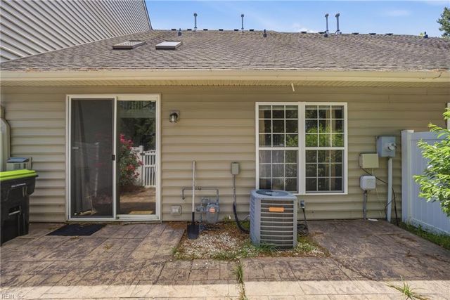 3818 Magwood CT, Virginia Beach, VA 23462