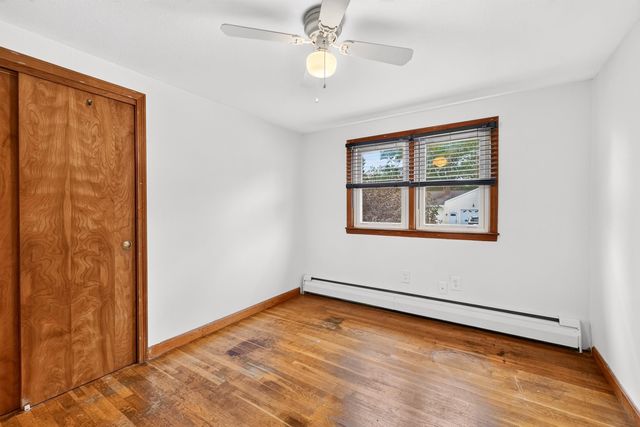 16 Beverly Avenue, Salem, NH 03079