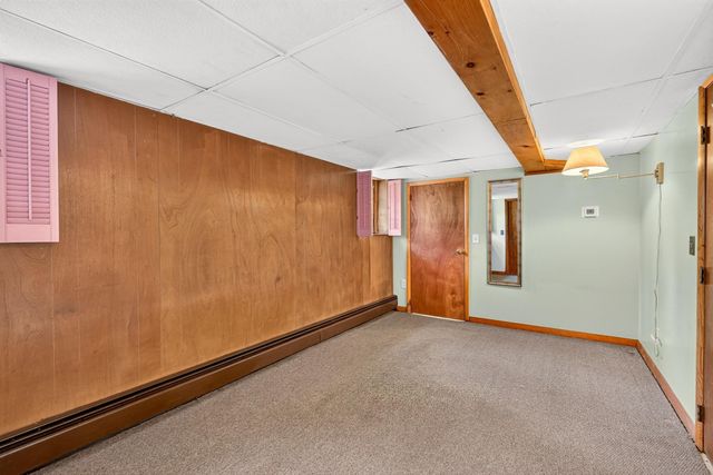 16 Beverly Avenue, Salem, NH 03079