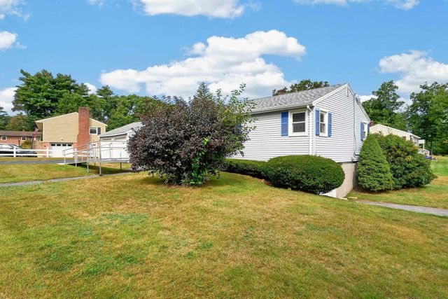 16 Beverly Avenue, Salem, NH 03079