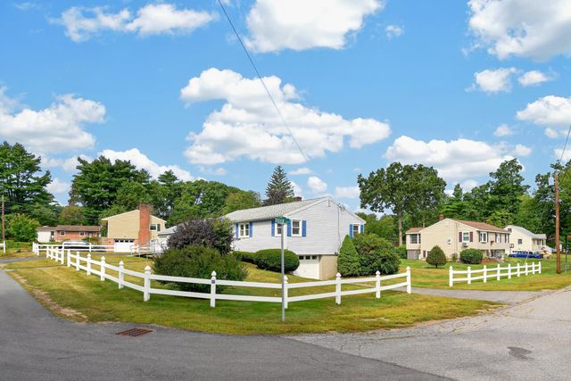 16 Beverly Avenue, Salem, NH 03079