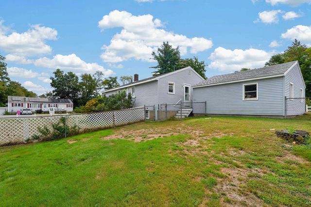 16 Beverly Avenue, Salem, NH 03079