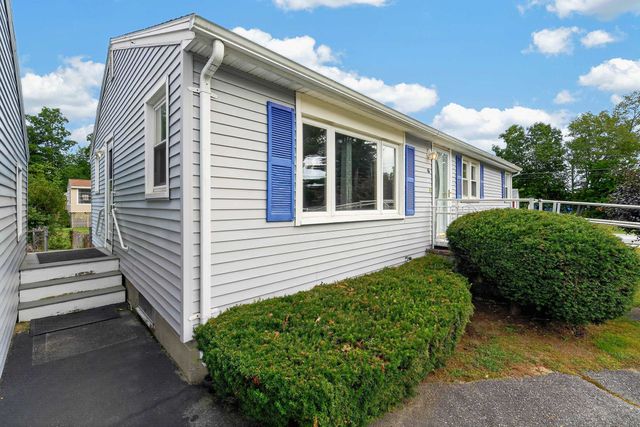 16 Beverly Avenue, Salem, NH 03079