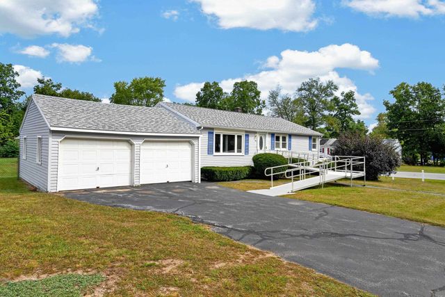 16 Beverly Avenue, Salem, NH 03079