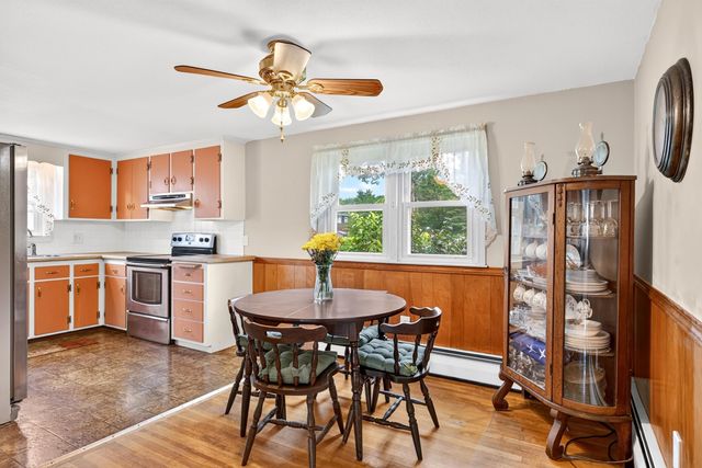16 Beverly Avenue, Salem, NH 03079