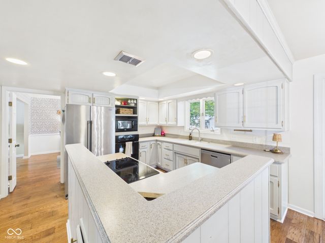 1905 Woodview Lane, Anderson, IN 46011
