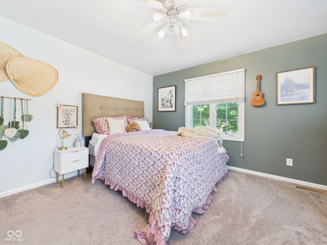 1905 Woodview Lane, Anderson, IN 46011