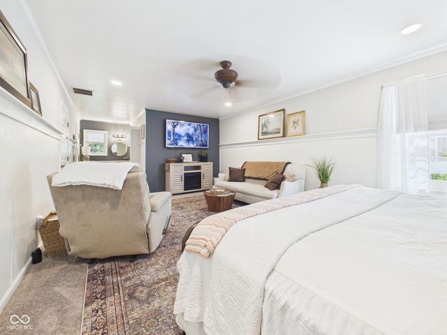 1905 Woodview Lane, Anderson, IN 46011