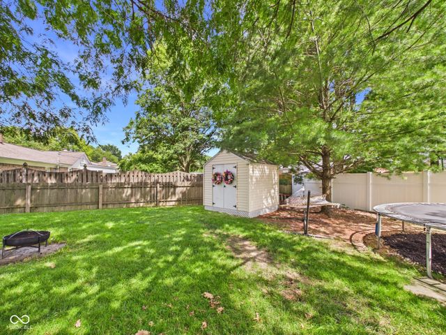 1905 Woodview Lane, Anderson, IN 46011