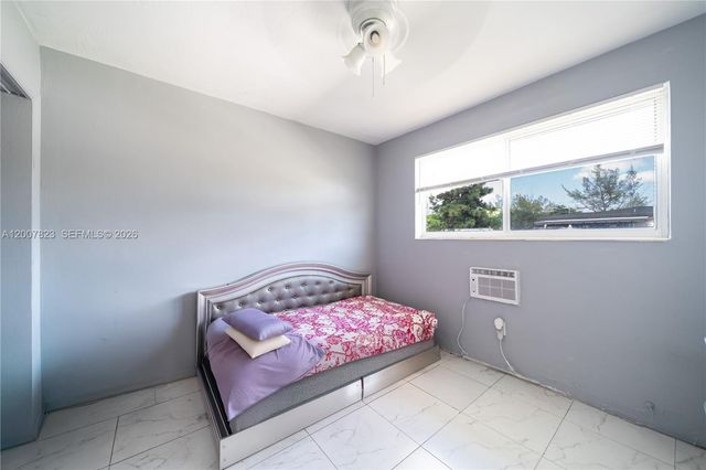 2406 NW 67th St, Miami, FL 33147