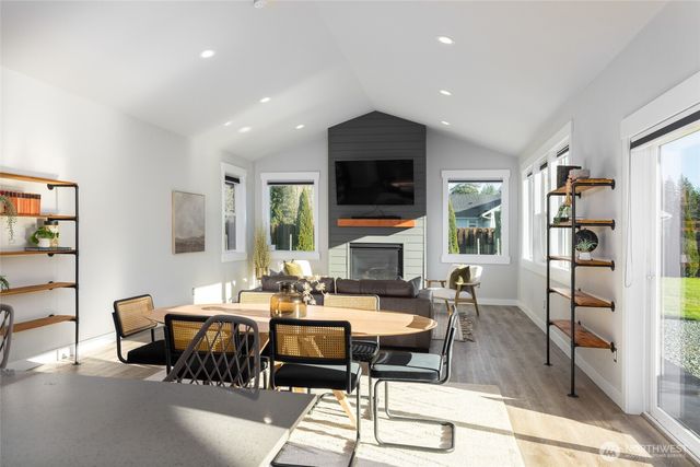 7420 Windsong Lane, Sedro Woolley, WA 98284