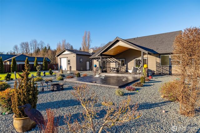 7420 Windsong Lane, Sedro Woolley, WA 98284