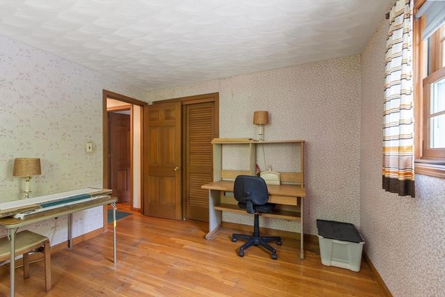 18 Cambridge Street, Chelmsford, MA 01824