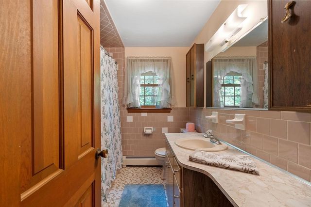18 Cambridge Street, Chelmsford, MA 01824