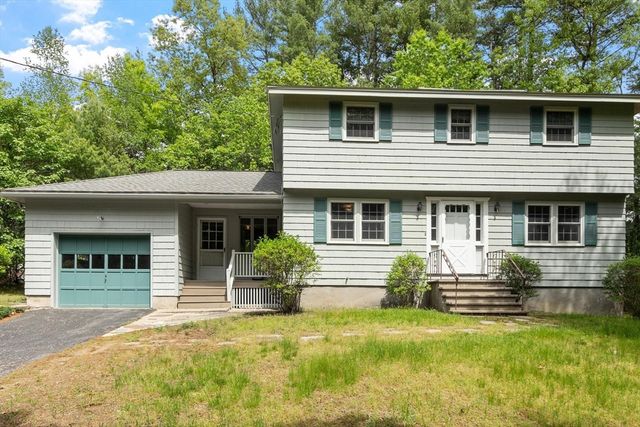 18 Cambridge Street, Chelmsford, MA 01824