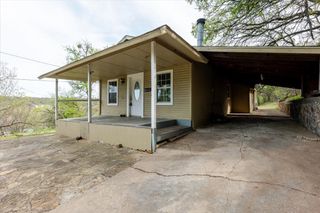 617 NW 9th Street, Mineral Wells, TX 76067