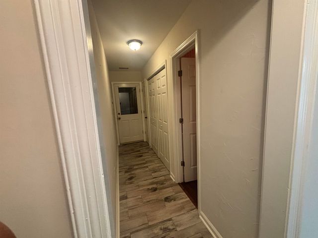 8894 LAKE EDGE CV, Memphis, TN 38016