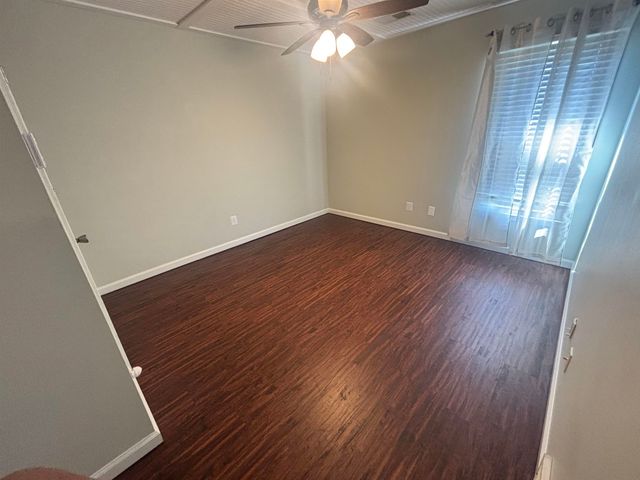 8894 LAKE EDGE CV, Memphis, TN 38016