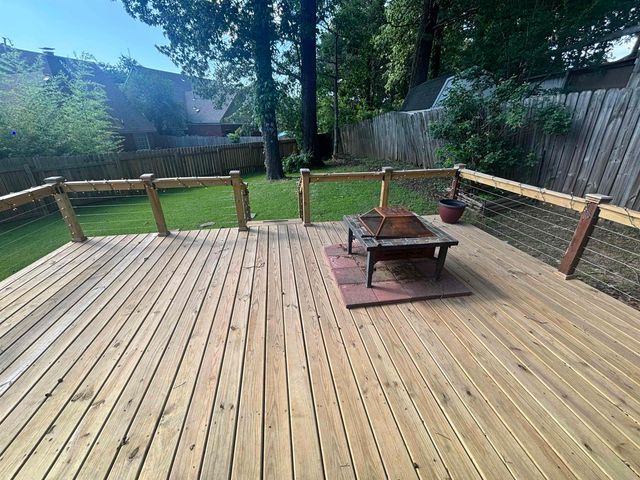8894 LAKE EDGE CV, Memphis, TN 38016