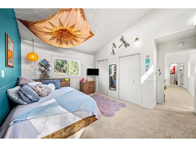 330 W Ridge Dr, Woodland Park, CO 80863