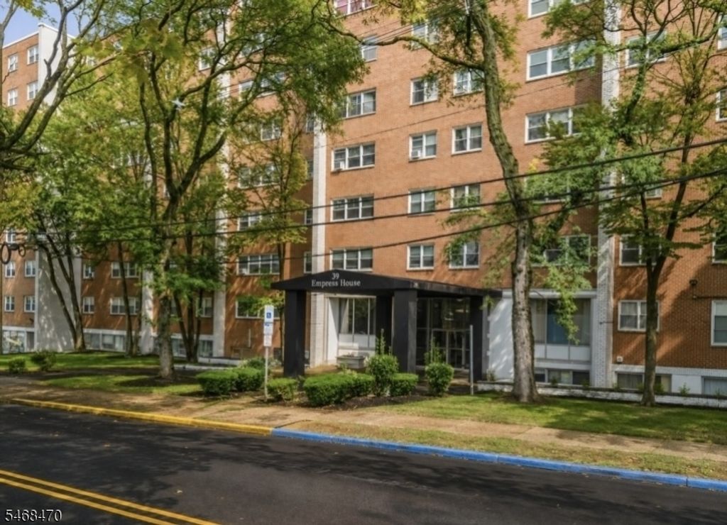 39 E 39Th St., 7G G, Paterson City, NJ 07514 — exterior