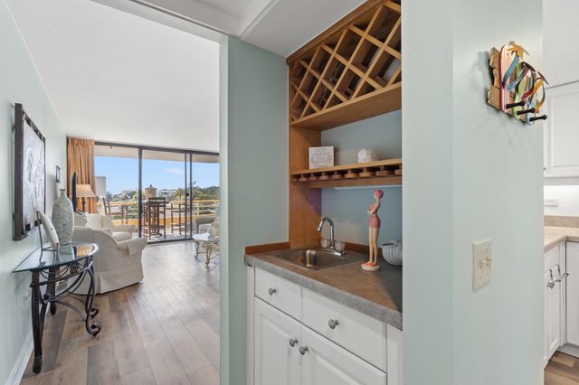 100 Ocean Creek Dr Apt M2, Myrtle Beach, SC 29572