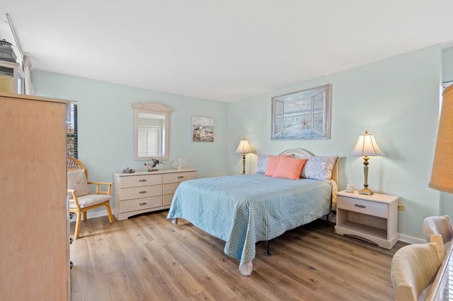 100 Ocean Creek Dr Apt M2, Myrtle Beach, SC 29572