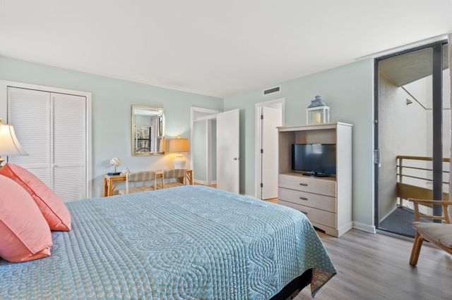 100 Ocean Creek Dr Apt M2, Myrtle Beach, SC 29572