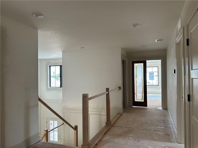 3014 NE 102nd Street, Kansas City, MO 64155