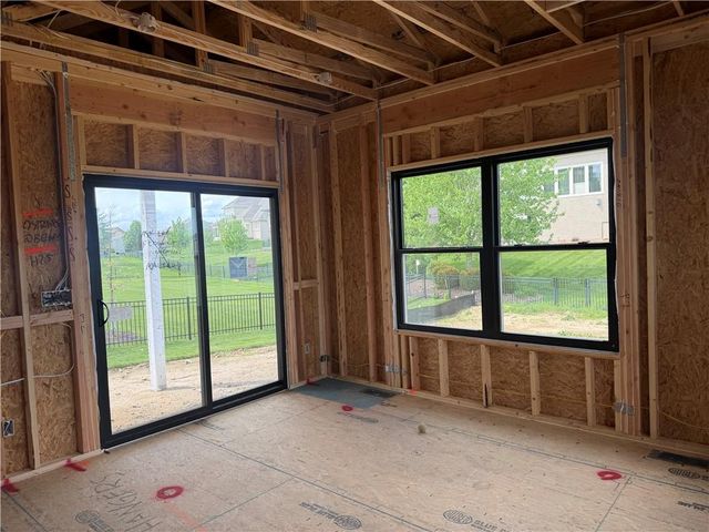 3014 NE 102nd Street, Kansas City, MO 64155