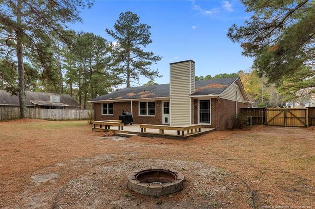 203 Carriage Lane, Raeford, NC 28376
