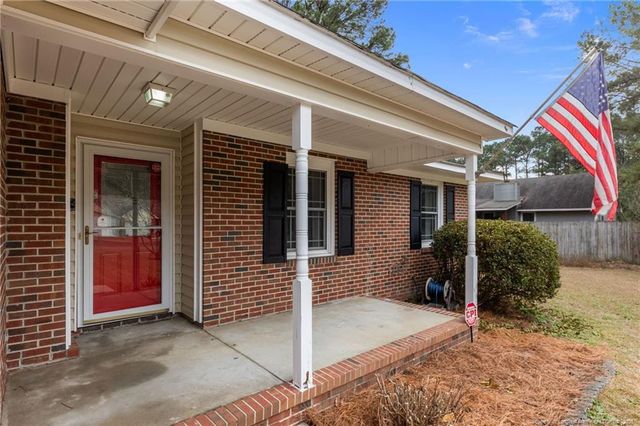 203 Carriage Lane, Raeford, NC 28376