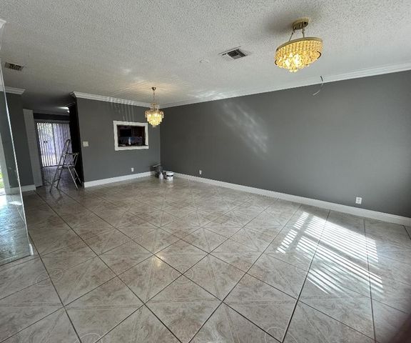 7347 Pinedale Drive, Boynton Beach, FL 33436