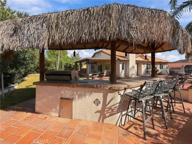23856 Outrigger, Canyon Lake, CA 92587